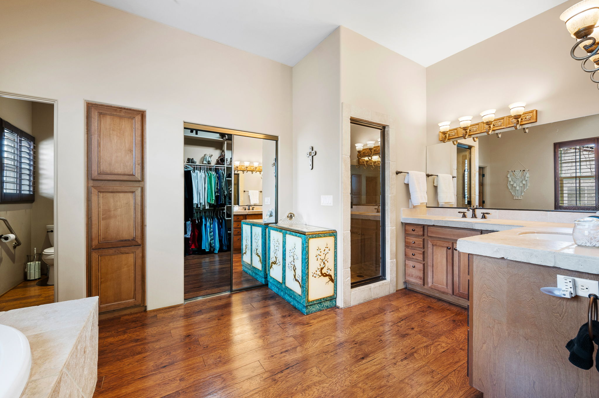 Main Level Master Bathroom