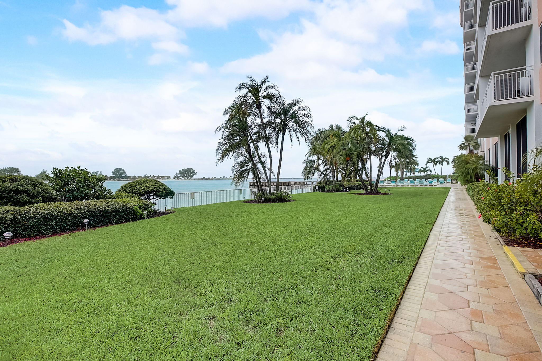  Gulfview Blvd 207-037