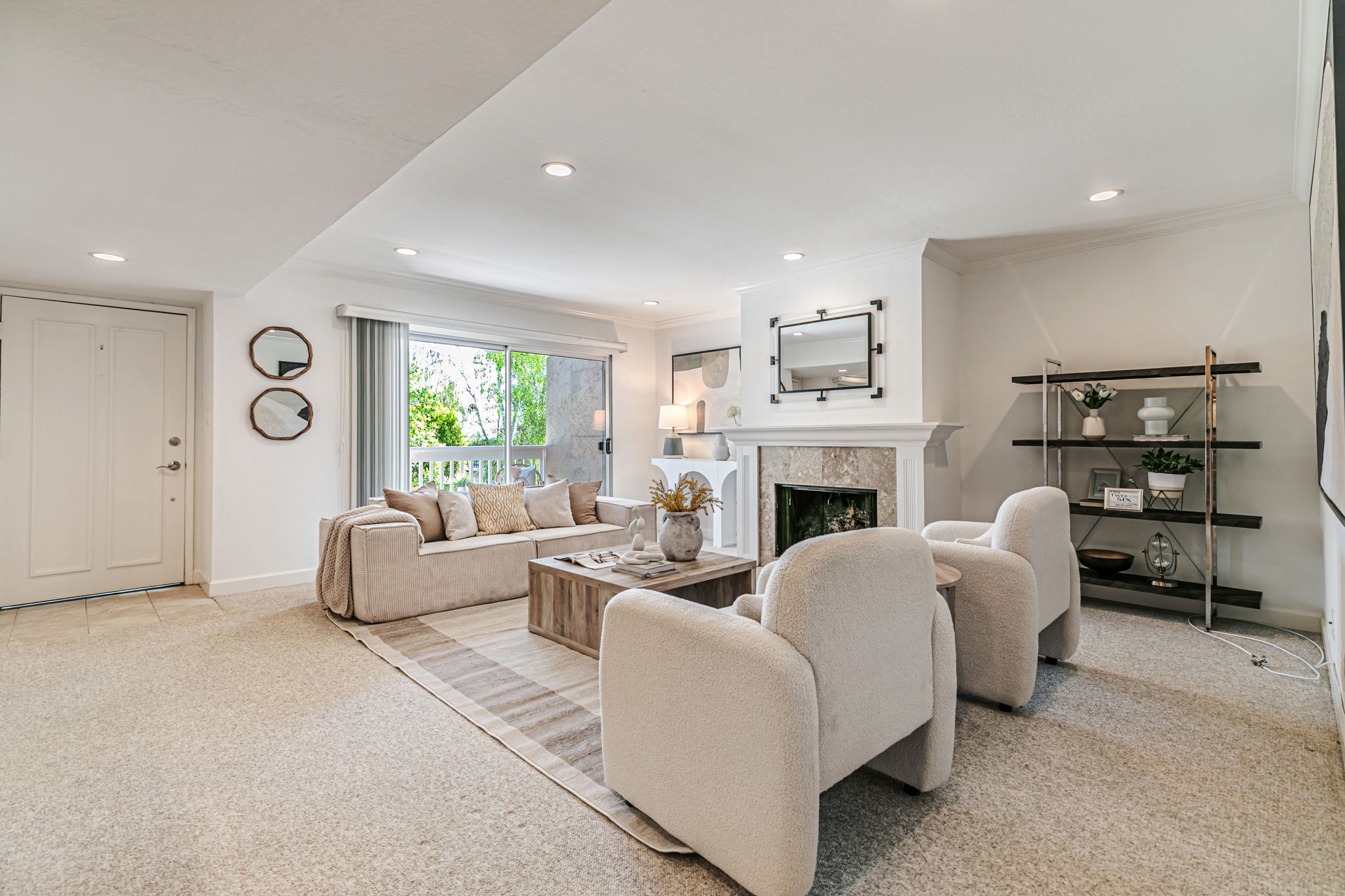 009_ 675 Sharon Park Dr 231