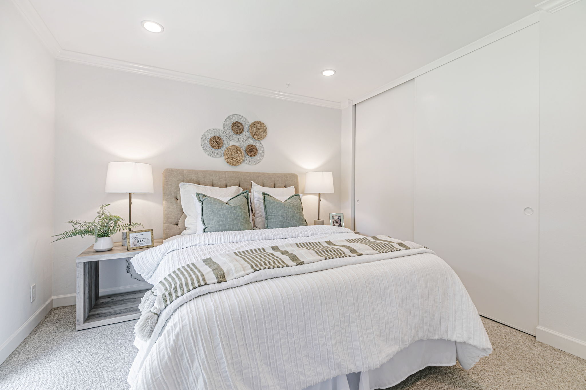 023_ 675 Sharon Park Dr 231