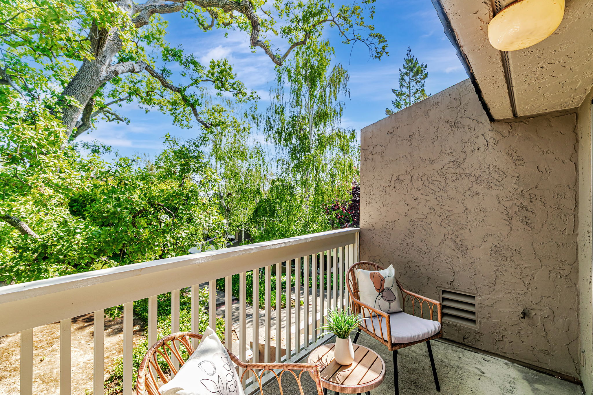 032_ 675 Sharon Park Dr 231