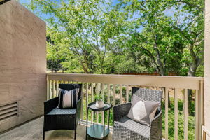 038_ 675 Sharon Park Dr 231