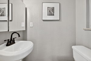  Photo 31