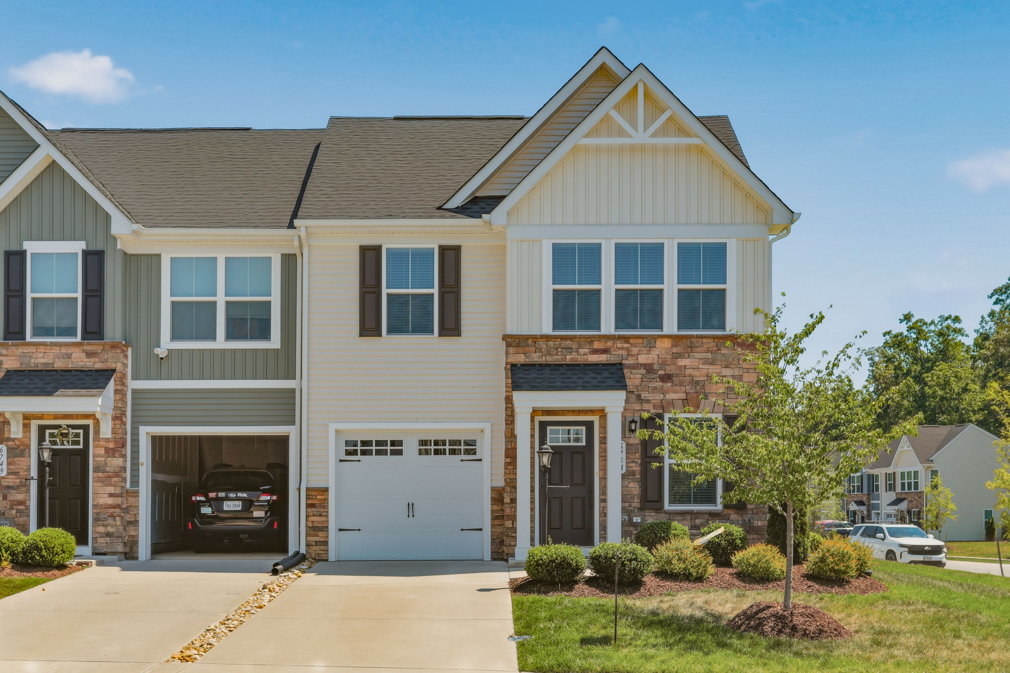 02-Exterior Front