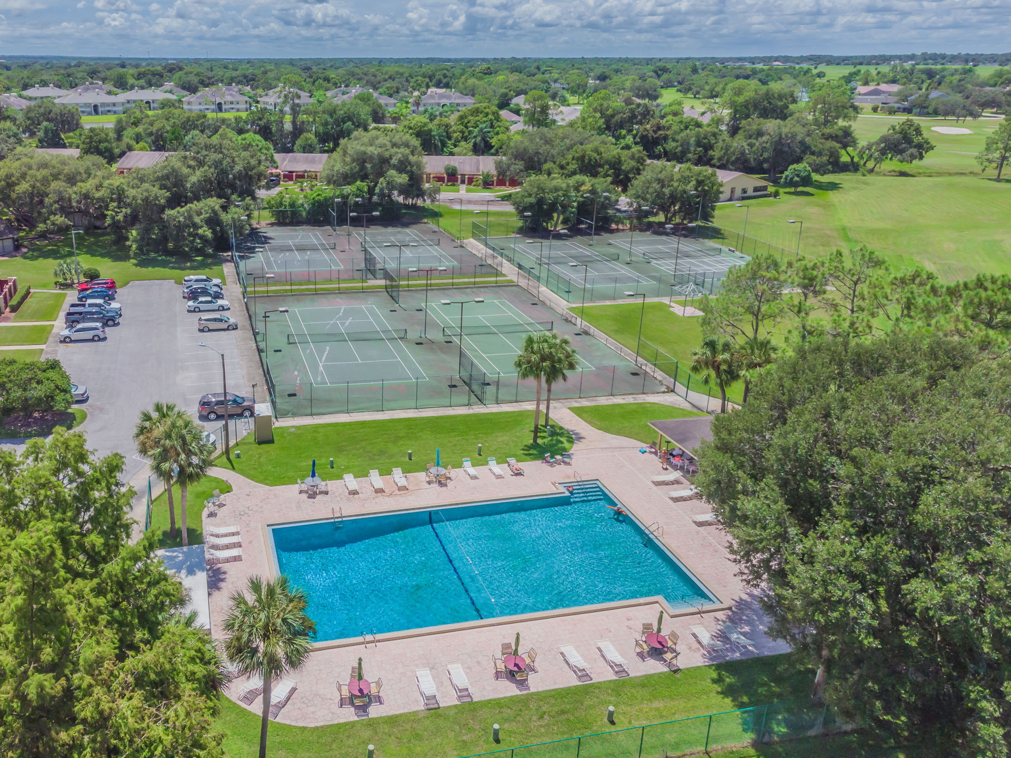 Pool/Tennis