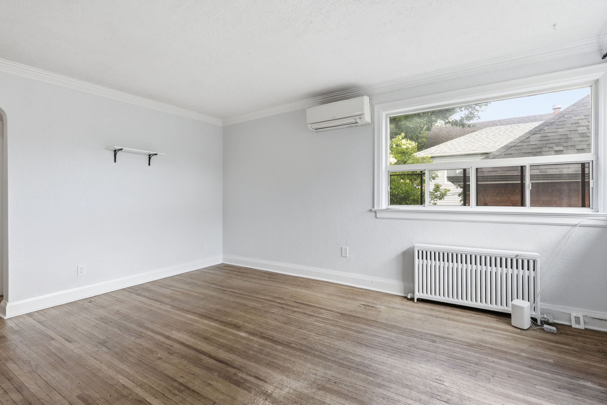 Property in Toronto — delivered property photograph 6