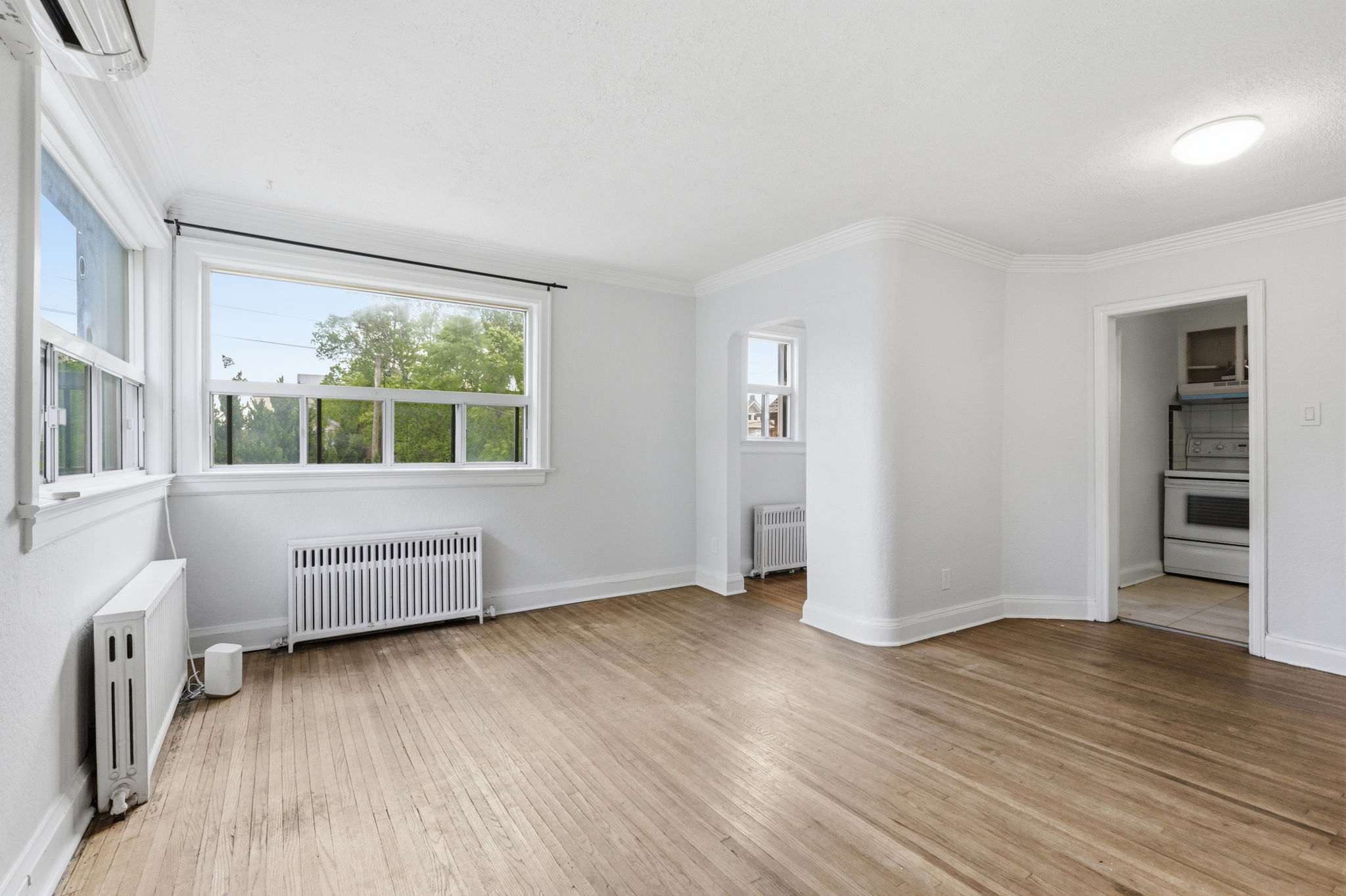 Property in Toronto — delivered property photograph 8