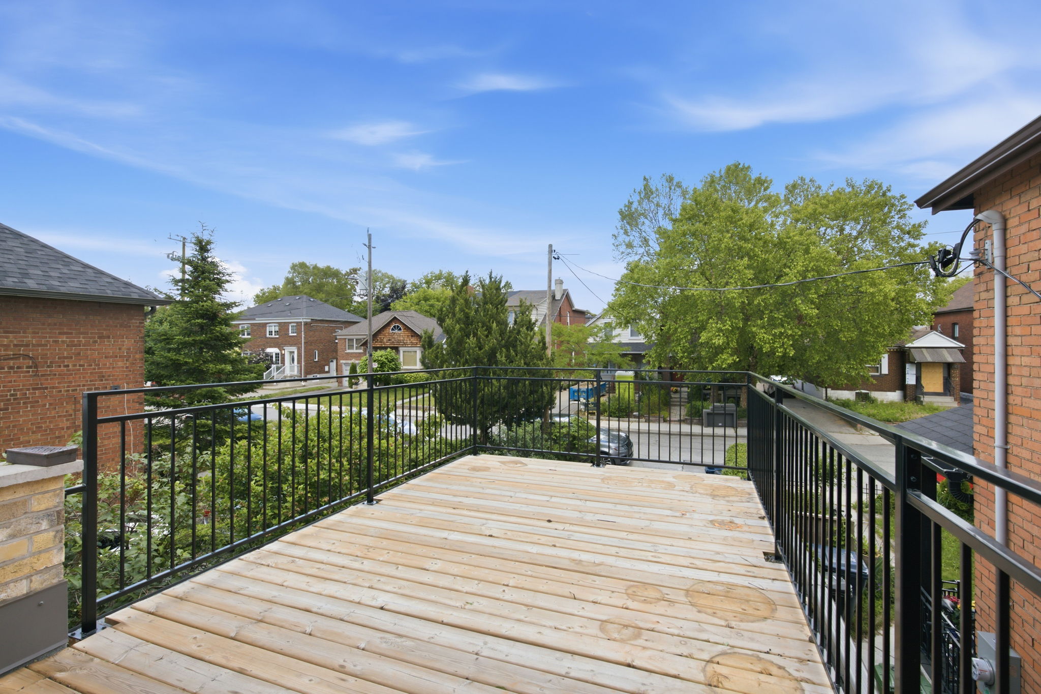 Property in Toronto — delivered property photograph 16