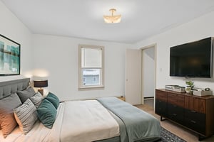 014 virtually staged.jpeg