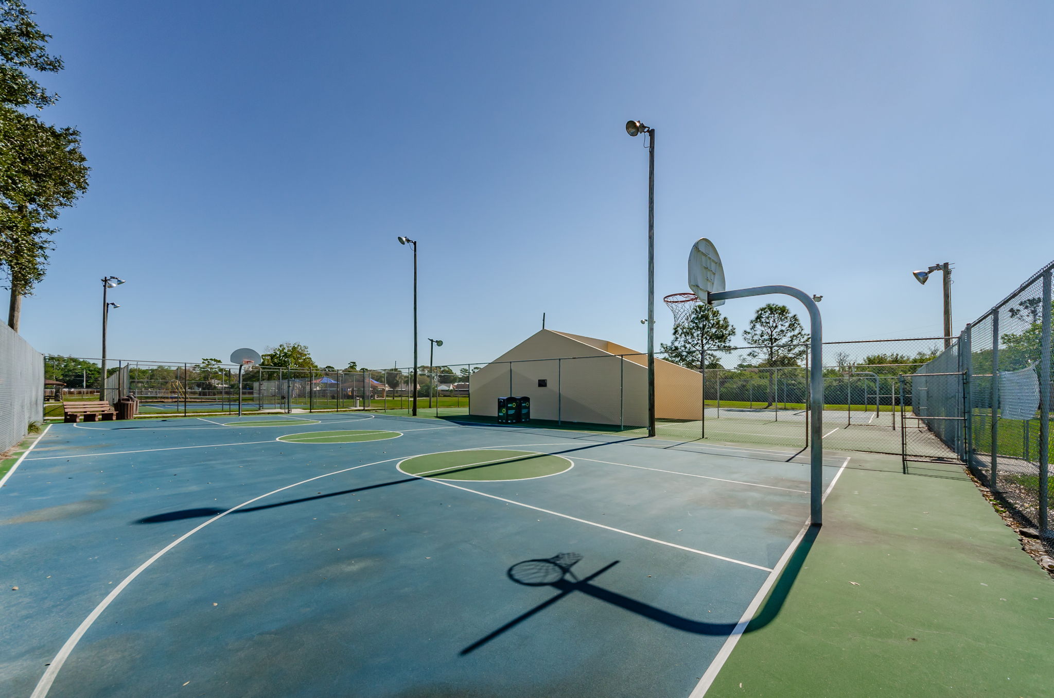 Backet Ball Courts 1-1