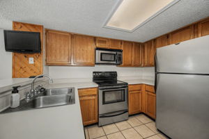 Kitchen 3