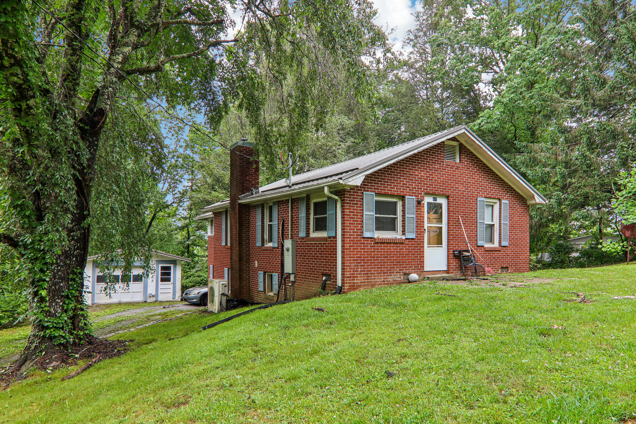 Mt Olivet Rd-S2705-004.jpg