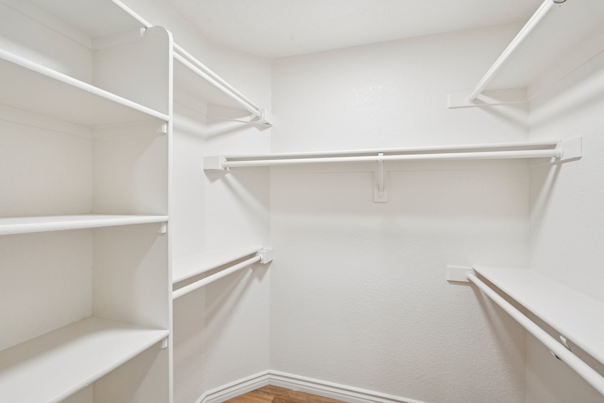 Sandy Ln-S1004-019.jpg