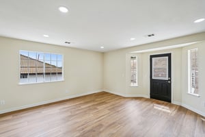 Sandy Ln-S1004-012.jpg