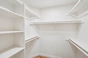 Sandy Ln-S1004-019.jpg