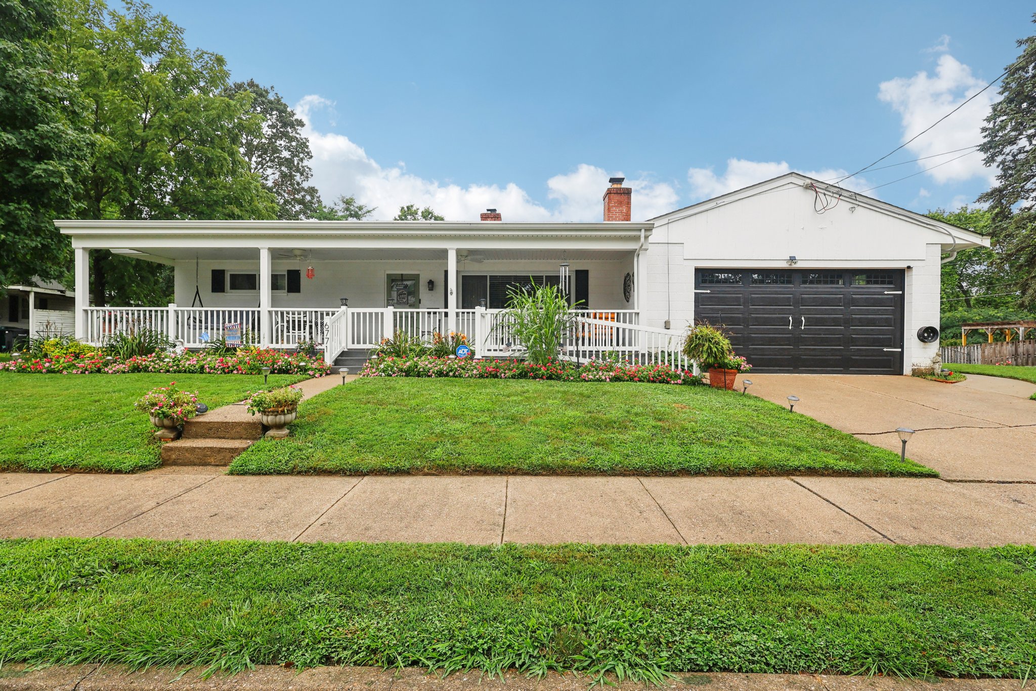 Parkland Ave-S0108-007.jpg