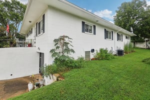 Parkland Ave-S0108-039.jpg