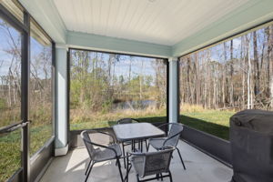 Screened-in Porch