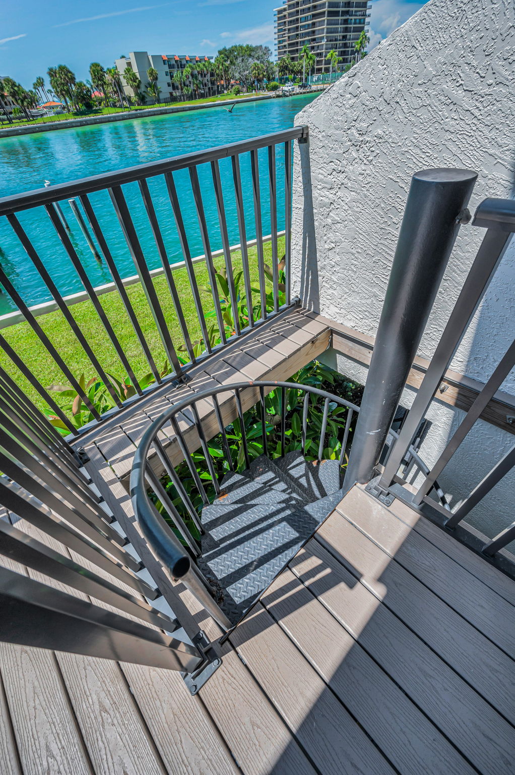 Spiral Staircase1