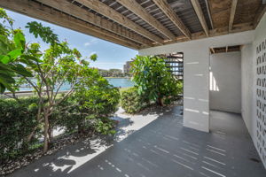 Lanai1