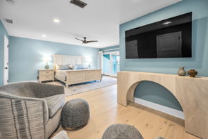 Upper Level Primary Bedroom1d