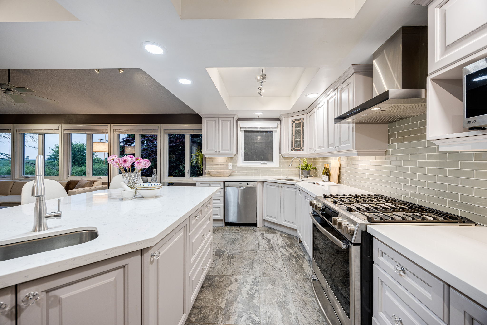 Pickering property showcase — delivered property photograph 9