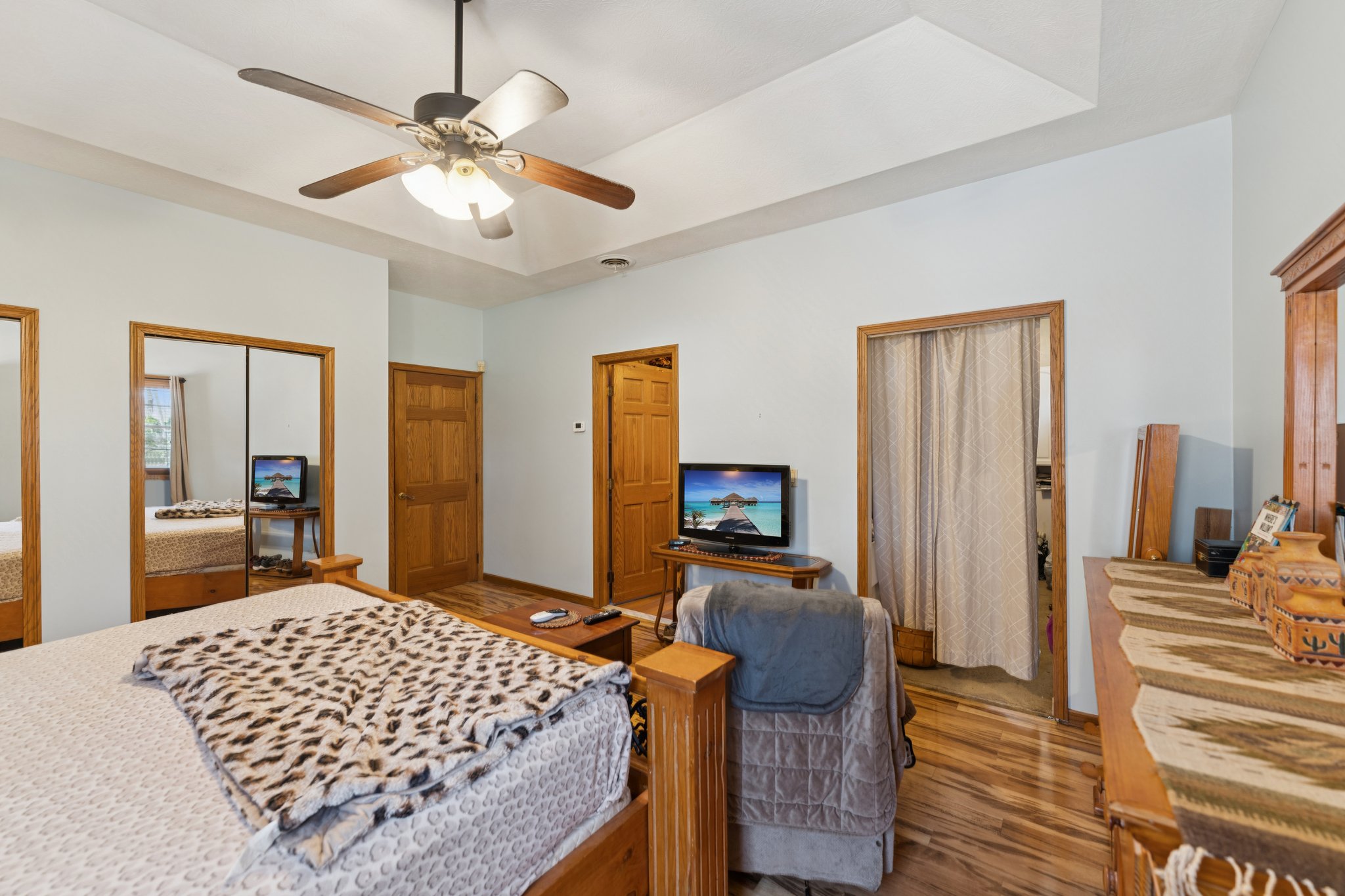 Wall Rd-L0804-026.jpg