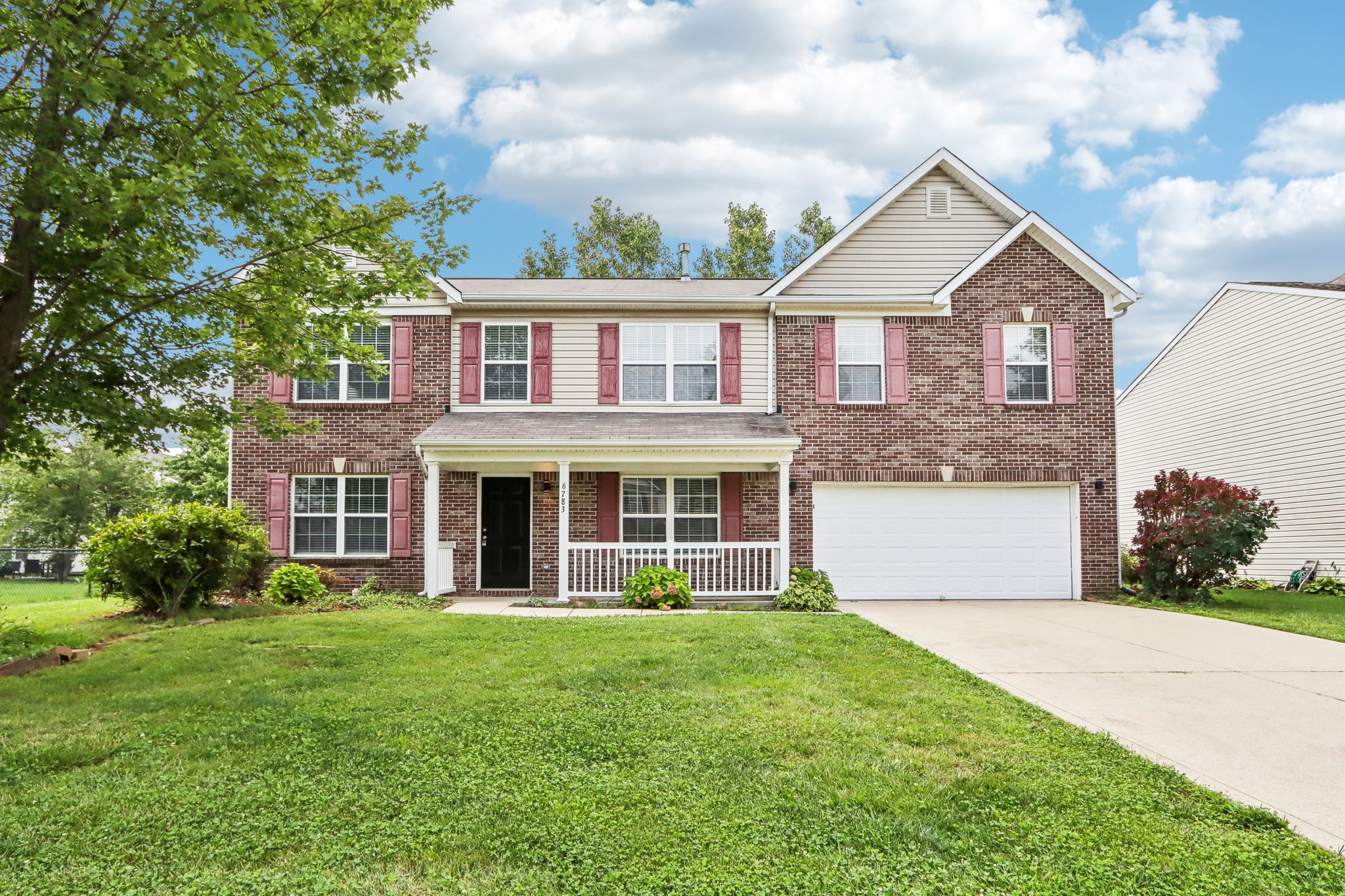 Hampshire Dr-002.jpg
