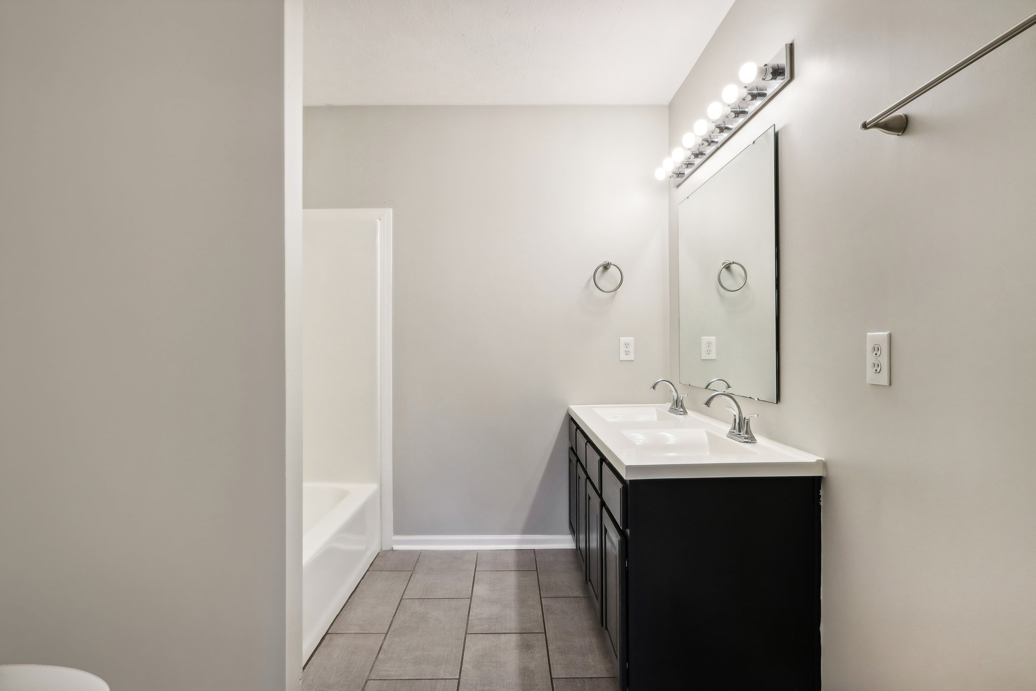 Hampshire Dr-043.jpg