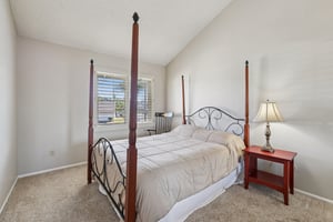 Edmonton Ave-S0511-030.jpg