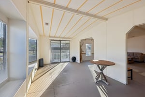 NE 5th Pl-S1511-017.jpg