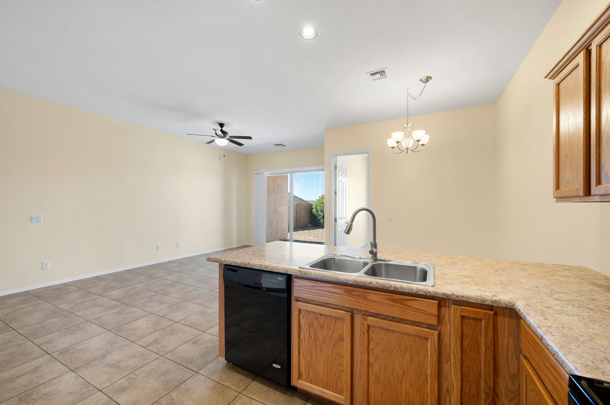 Kitchen (3)