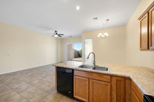 Kitchen (3)