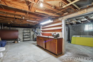  Photo 48