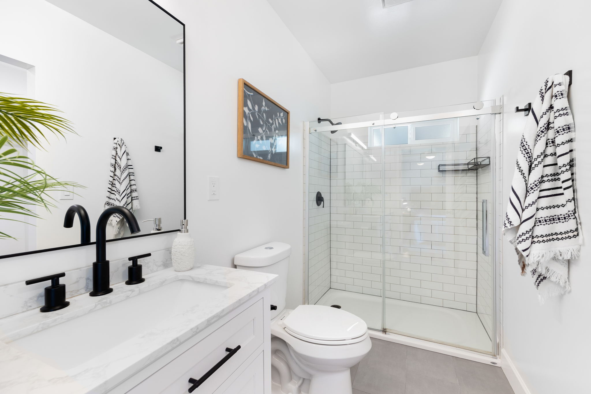 Master bath 3