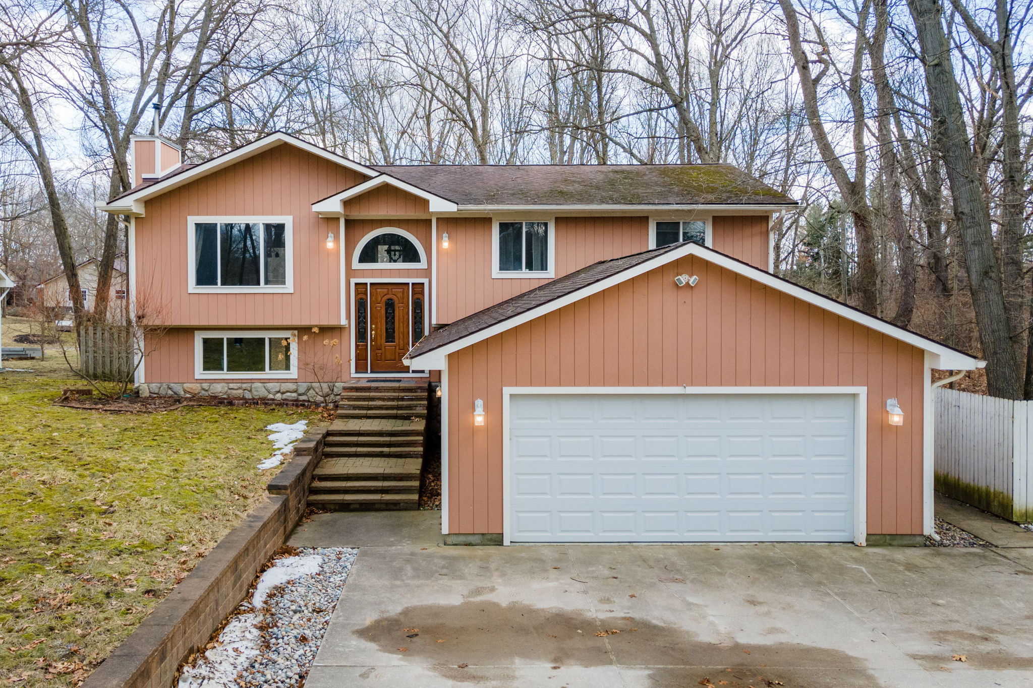 679 Bald Eagle Lake Rd, Ortonville, MI 48462 Michigan Video Tours