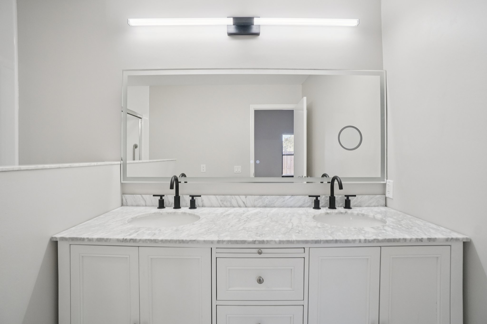 Bonnie Blvd-S1712-036.jpg