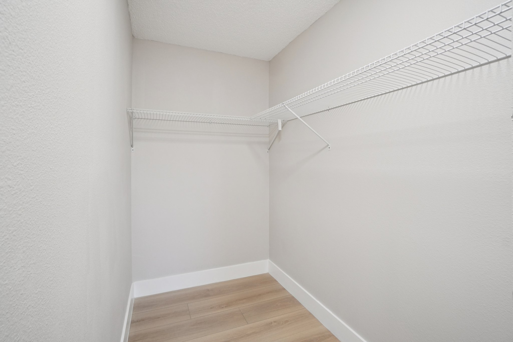 Bonnie Blvd-S1712-037.jpg