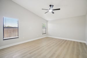 Bonnie Blvd-S1712-015.jpg