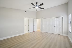 Bonnie Blvd-S1712-016.jpg