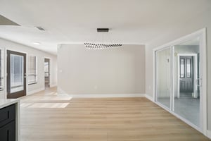 Bonnie Blvd-S1712-019.jpg