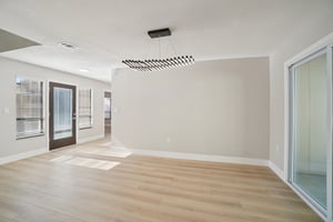 Bonnie Blvd-S1712-020.jpg