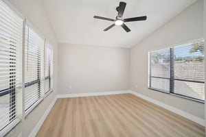 Bonnie Blvd-S1712-030.jpg