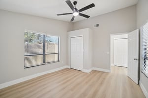 Bonnie Blvd-S1712-032.jpg