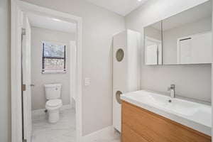 Bonnie Blvd-S1712-040.jpg