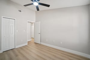 Bonnie Blvd-S1712-044.jpg