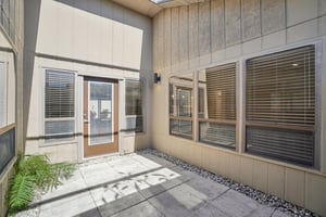 Bonnie Blvd-S1712-050.jpg