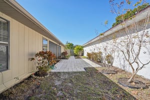 Bonnie Blvd-S1712-054.jpg