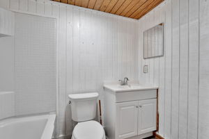  Photo 36