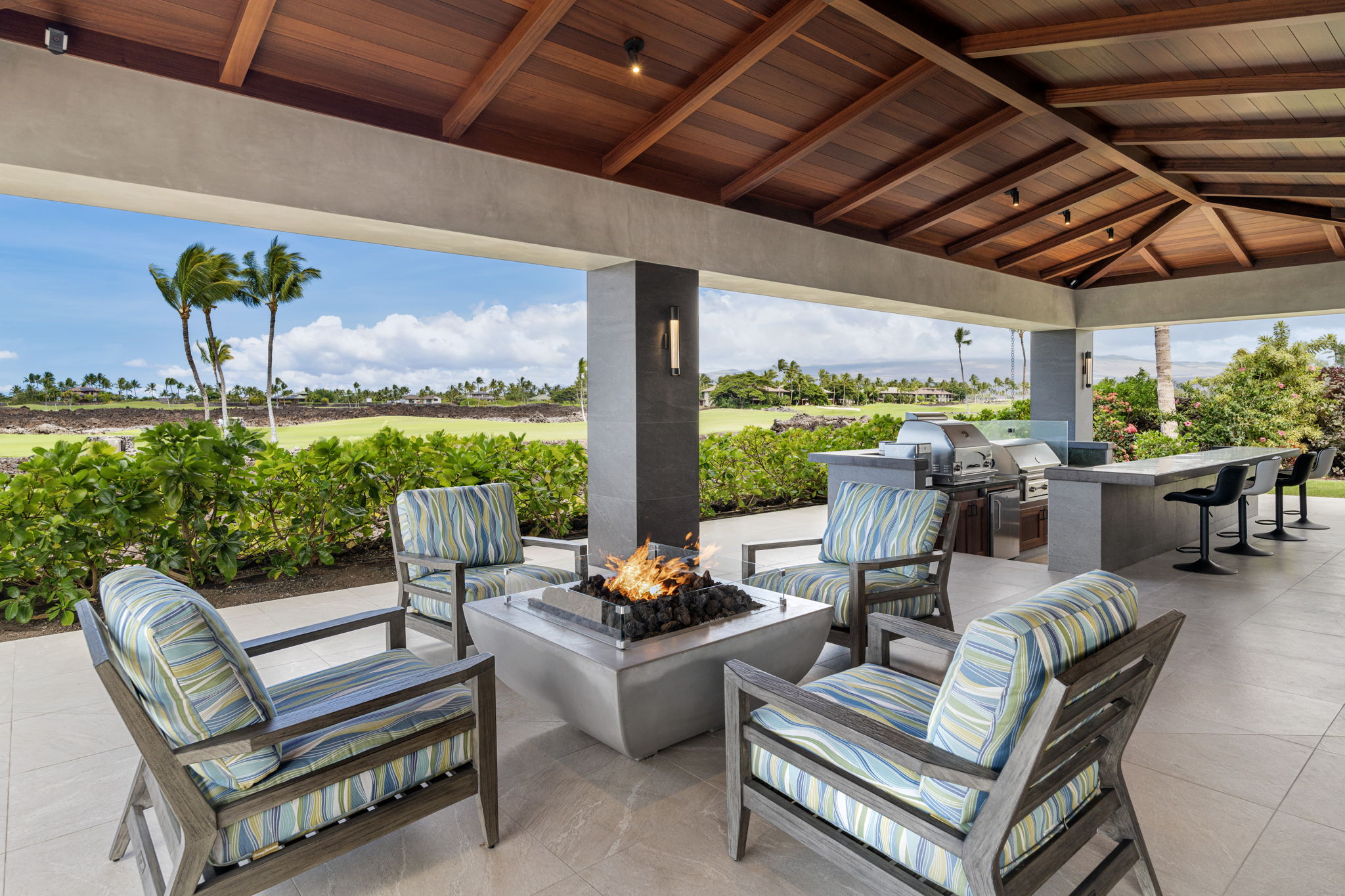 Lanai 2